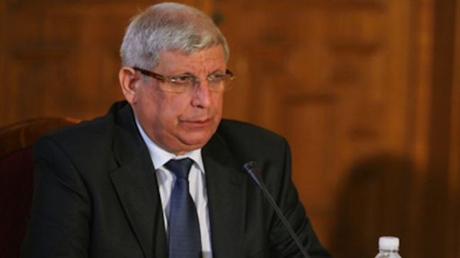 Издирват професионален войник - шизофреник