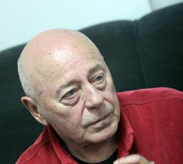 Тодор Колев пред изписване