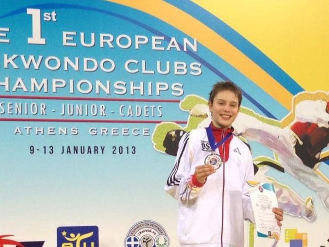 Синът на Слави Бинев втори в света по Таекуондо (ФОТО)