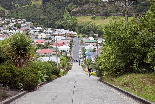 Вижте най-стръмната улица в света (Снимки)
