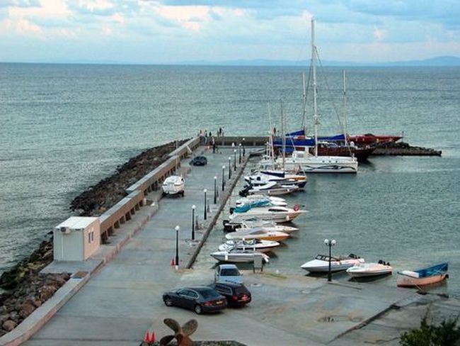 Отвориха пристанище Варна