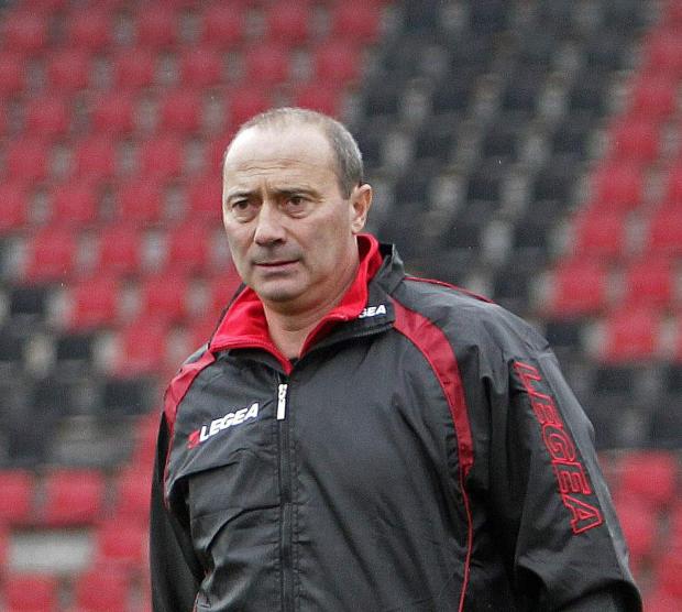 Кокала нави и бразилеца Том за Локомотив (Сф)