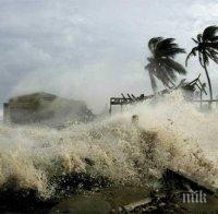 Флорида се подготвя за връхлитането на тропическата буря 