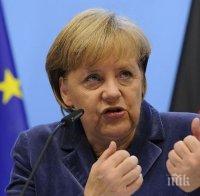 Меркел: По-нататъшното съществуване на Шенген може да бъде под въпрос
