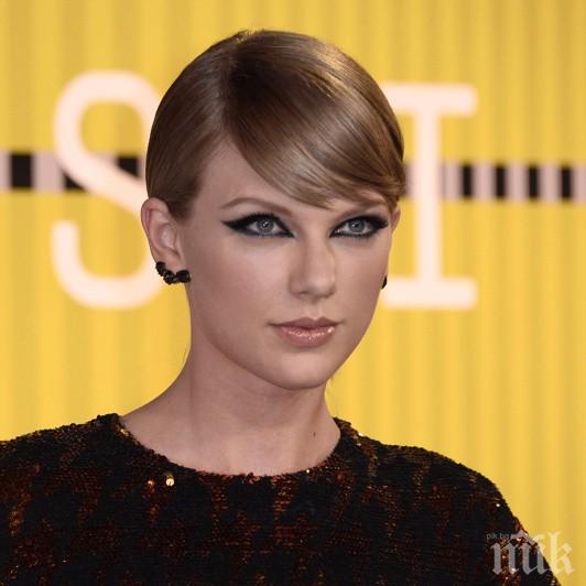 Тейлър Суифт триумфира с 4 награди на MTV, вижте кои са другите победители