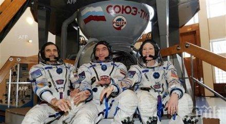 корабът новия екипаж мкс излетял успешно байконур