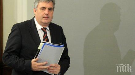 калфин подкрепям усилията подобряване условията труд българите чужбина