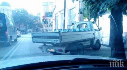 варненец нямаме подходяща дума определим паркиране центъра града снимка