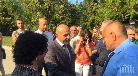 борисов българия реагира справя адекватно ситуацията бежанците обновена