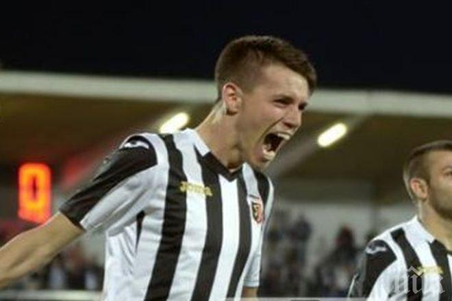 Левски се оглежда в звезда на Локо (Пловдив)