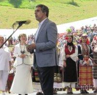 Плевнелиев награди с Почетния си знак Македонската патриотична организация в САЩ