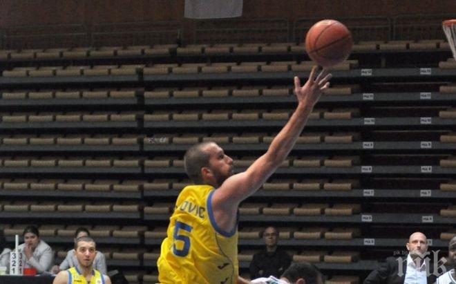 Никола Маравич: Пупович и Тресач ми разказаха много за отбора и града