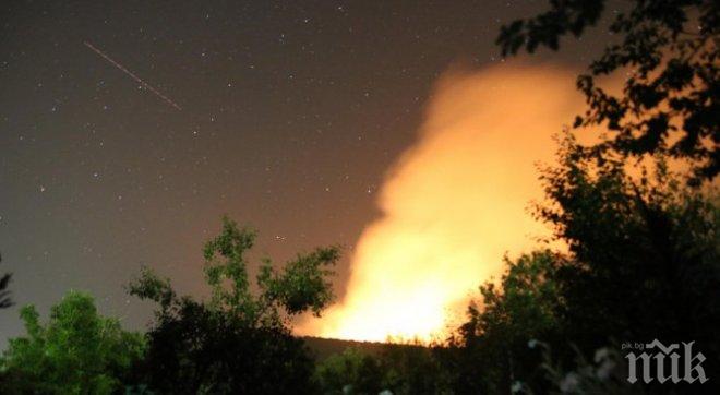 Извънредно! Огромен пожар гори в Македония! Движи се към границата ни