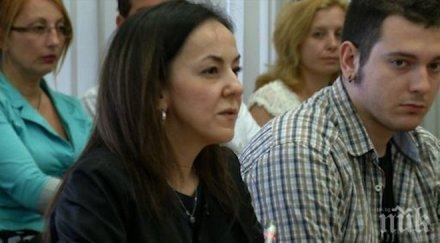 скандал мария стоянова обяви напуска сем докато ръководството бнр подаде оставка