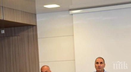 цветанов проведе работна среща областните координатори герб цялата страна