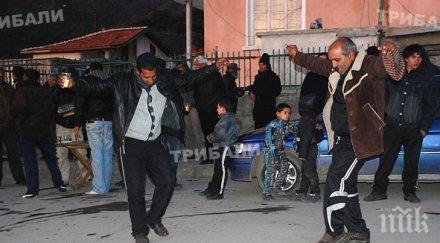 цигански маанета подлудиха сливен полицаите пишат пишат протоколи