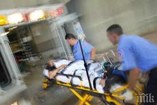 Автобусна спирка рухна в Русия, 9 души пострадаха