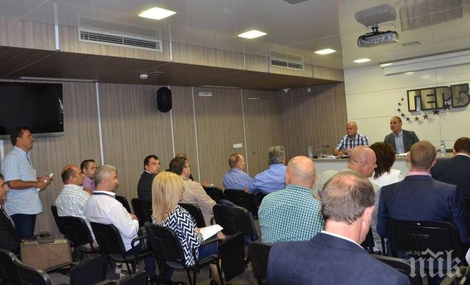 Цветанов одобри листите за общински съветници на ГЕРБ в Пазарджишко