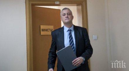 министър лукарски участва церемония първа копка компания икономическа зона софия божурище