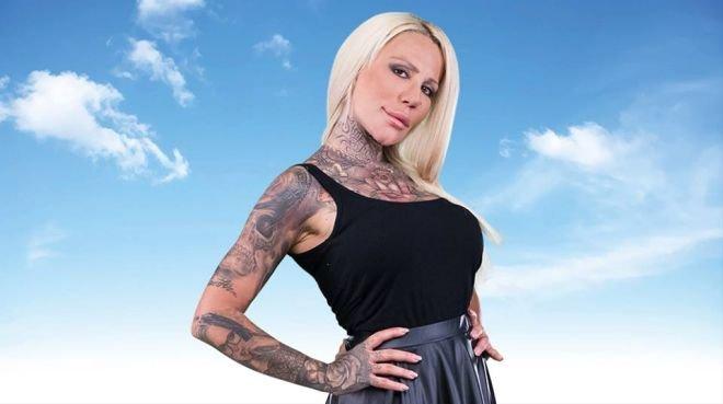 Нова конспирация в „Биг брадър”: Никита е мъж! Има операции на носа, устните, веждите и носа (обновена) 
