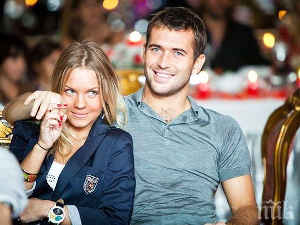 Бивша отмъсти на руски национал с гола снимка