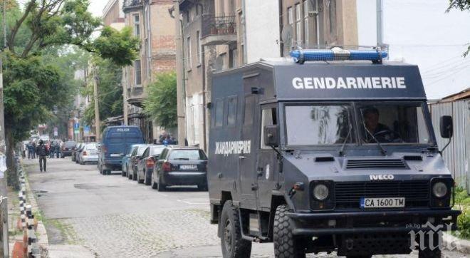 Спипаха нови три групи бежанци край Царево