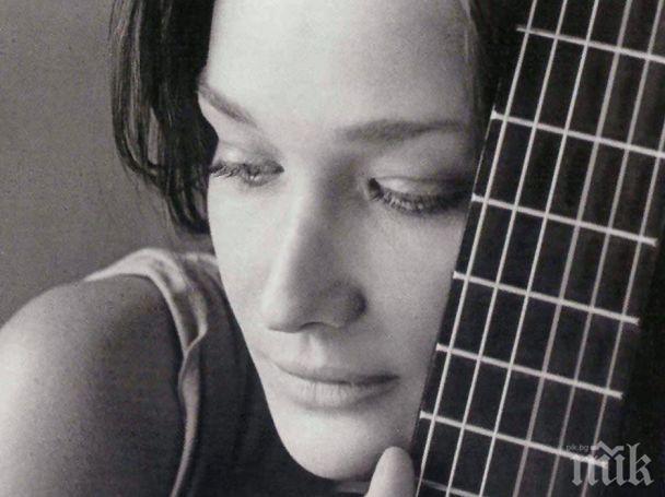 Карла Бруни стана рекламно лице на „Форд” 