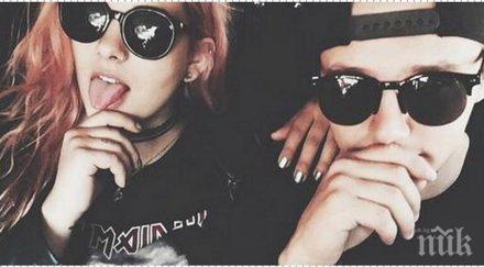 родители виждат снимка дъщеря нейния приятел направиха