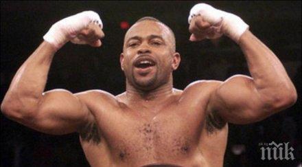 путин даде руско гражданство боксьора рой джоунс младши