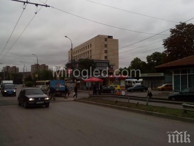 Задигат пешеходните пътеки в Перник