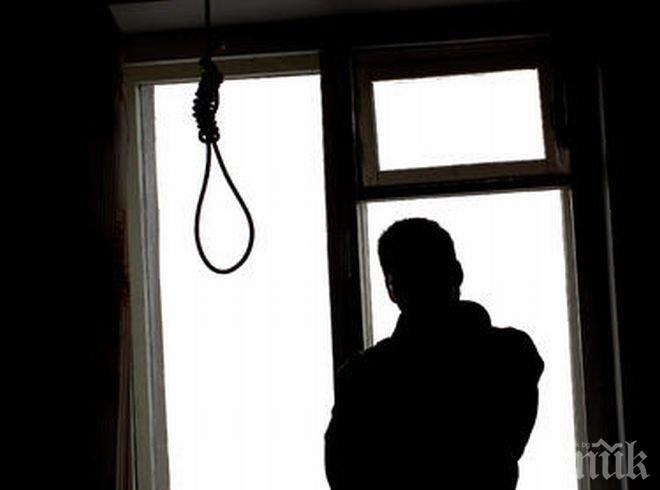 Разпитван за убийство във Варненско е намерен обесен