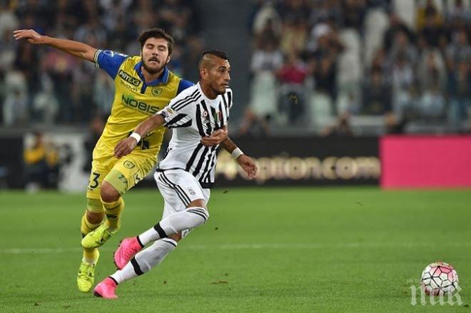 Юве едва се спаси от нова издънка с дузпа в края