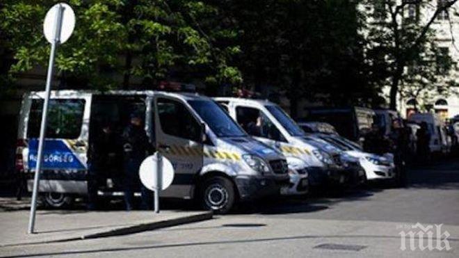 Кошмар! Влак помете автомобил на прелез в Германия! Петима младежи загинаха