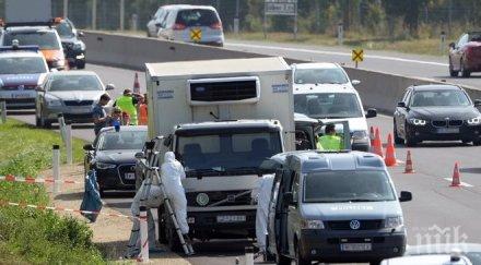 тираджии оправдават знаят откъде качват бежанци возят