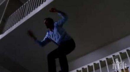 турист хвърли третия етаж хотел елените