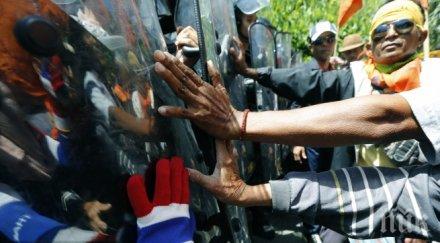 тайланд въвел строги правила пресичане сухопътната граница страната