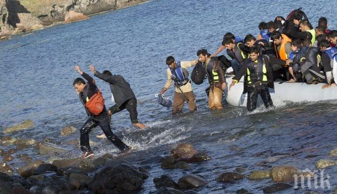 Шарл Азнавур е готов да приеме мигранти в дома си