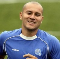 Капитанът на Салвадор правил секс с 15-годишна