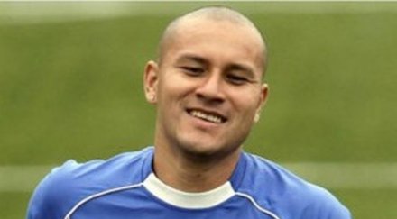 капитанът салвадор правил секс годишна