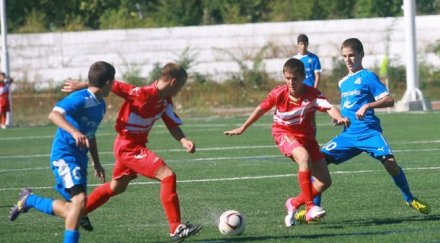 левски победи цска юношите