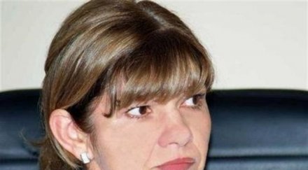 министър караджова вживя ролята спасител