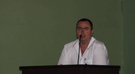 нов скандал дюнигейт екошеф вози джип фирма облагодетелствал