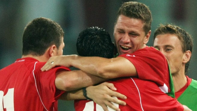 Лудогорец следи защитник на Динамо (Букурещ)