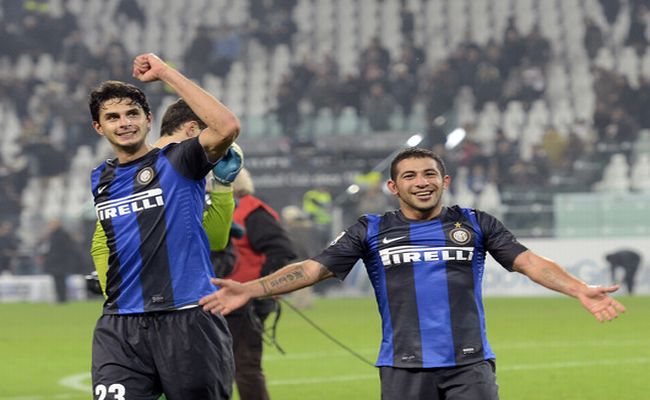 Интер продължава за купата