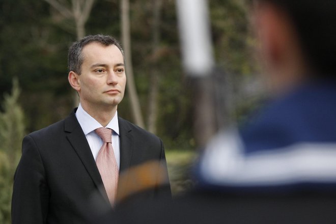 Ники Младенов се сети за правата на българите в чужбина