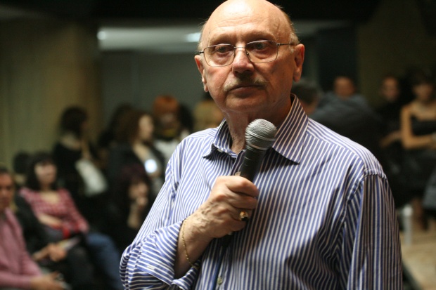 Капанов и Любо Нейков също се облажили с европари