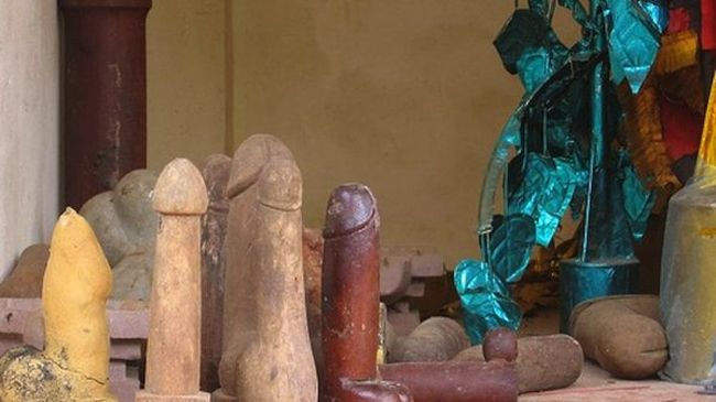 Колекция от 4 древни вибратора събрана в Созопол