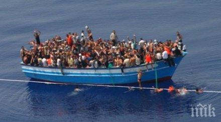 средиземно море европа пристигнали 473 000 души