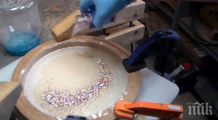 посипа шарени захарни пръчици добави лепило комбинацията искаш подобно нещо