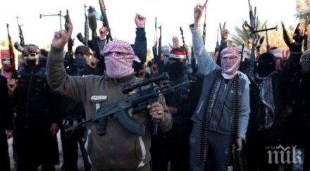 група неидентифицирани екстремисти атакувала база военно въздушните сили пакистан